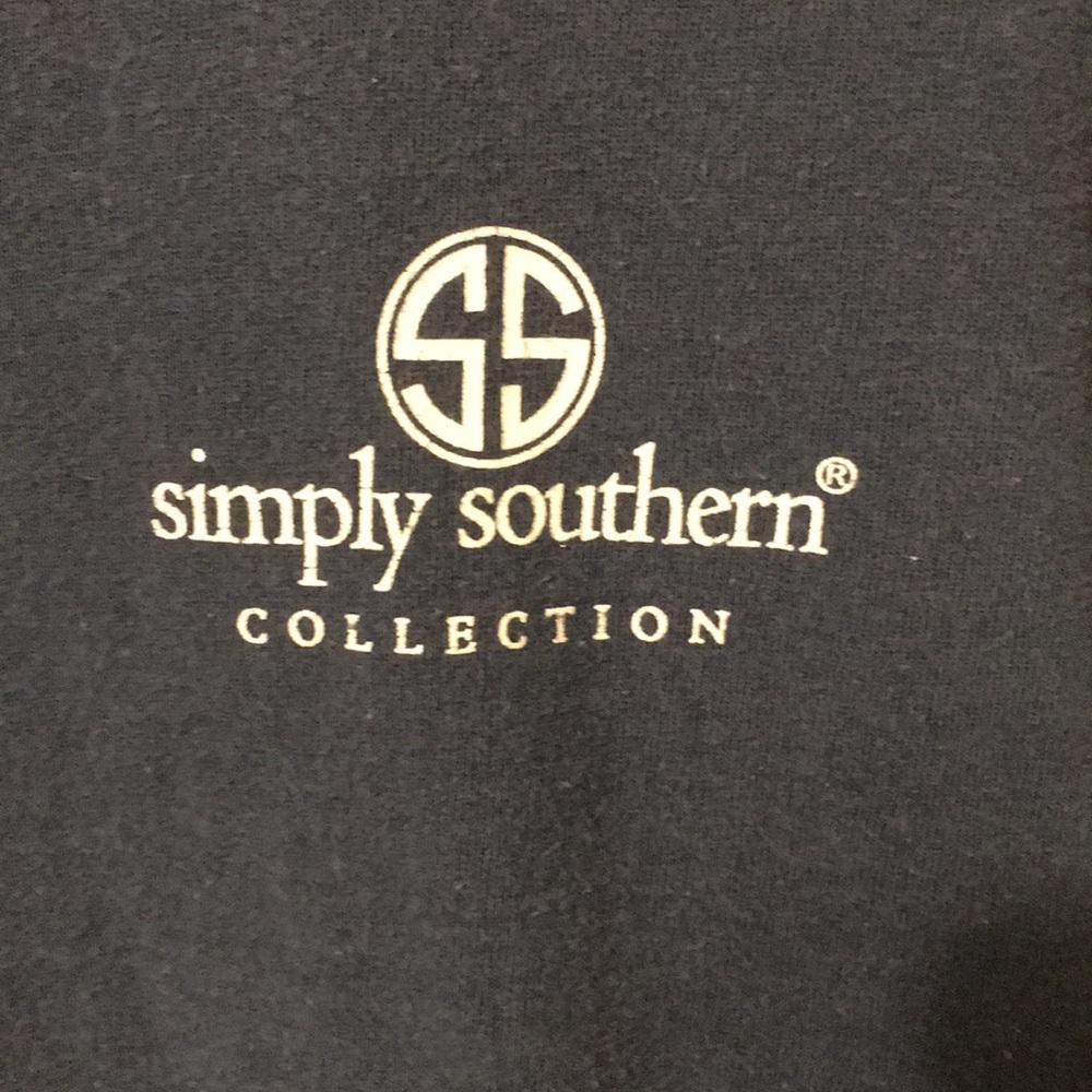 Shirt - Picture 2 of 4
